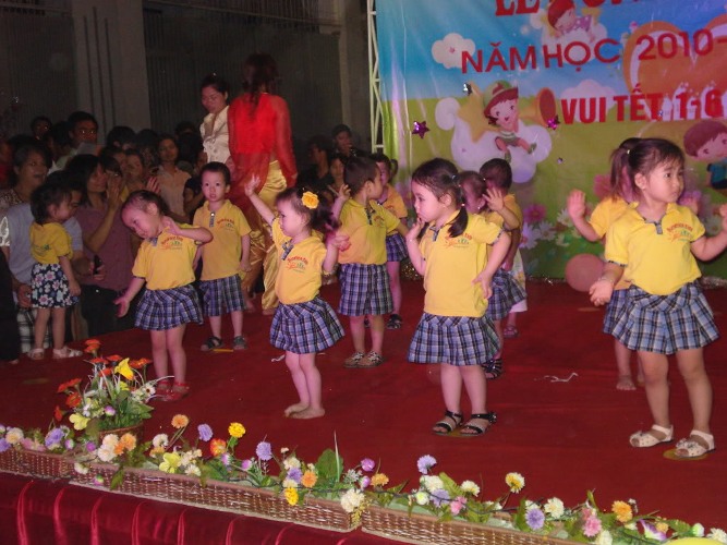 Đồng phục mầm non SunShine Kids